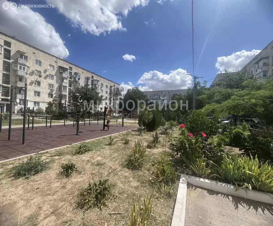 3-комнатная квартира: Джанкой, Проезжая улица, 164 (64 м) - Фото 0