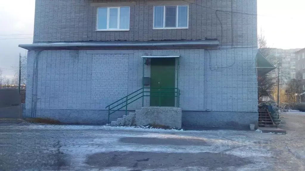 Офис в Мурманская область, Оленегорск Строительная ул., 24 (107 м) - Фото 2