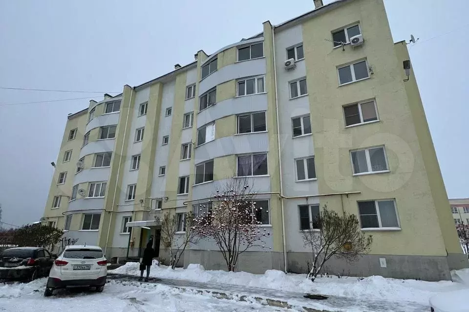 3-к. квартира, 68 м, 5/5 эт. - Фото 0