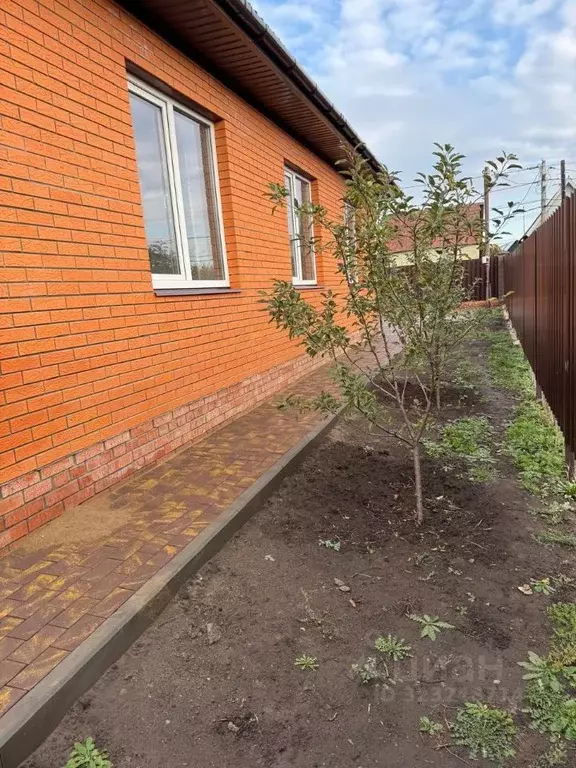 Дом в Саратовская область, Энгельс Солнышко СНТ,  (105 м) - Фото 1