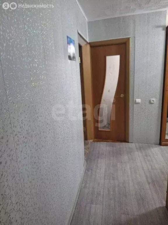 4-комнатная квартира: Янгантау, Центральная улица, 8 (71.4 м) - Фото 1