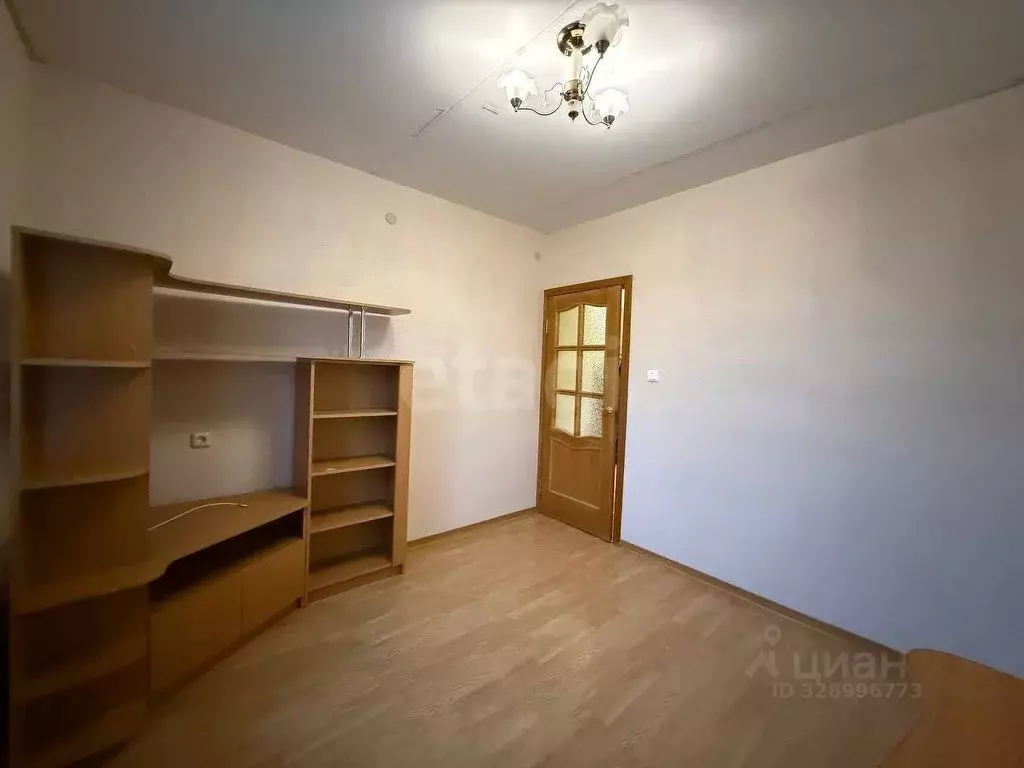 3-к кв. Ленинградская область, Волхов Южный бул., 5 (61.8 м) - Фото 1