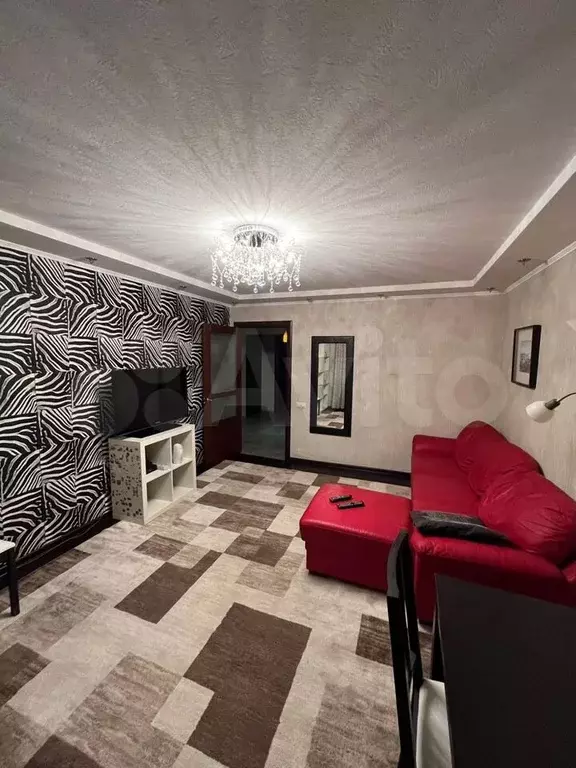 2-к. квартира, 60 м, 4/10 эт. - Фото 1