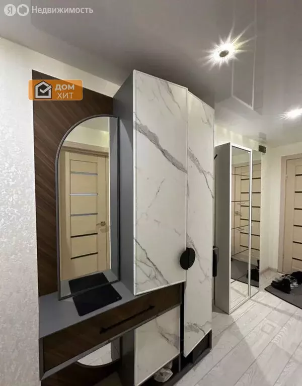 3-комнатная квартира: Белогорск, Русская улица, 4 (63 м) - Фото 1