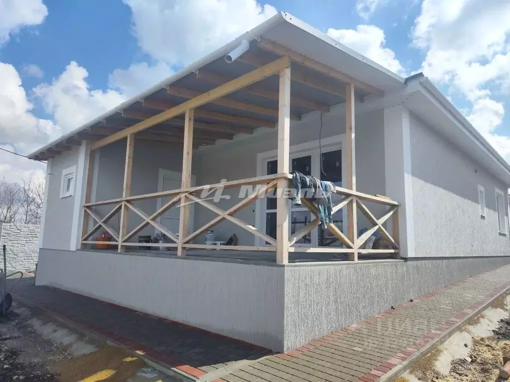 Дом в Крым, Симферопольский район, с. Доброе ул. Яблоневая, 5 (120 м) - Фото 1