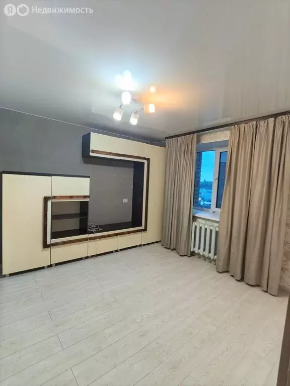 1к в 5-комнатной квартире (26.1 м) - Фото 0