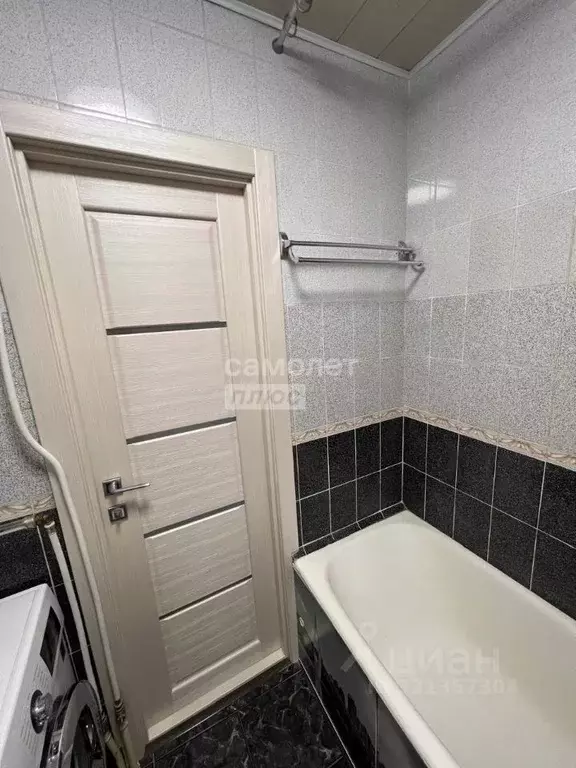 4-к кв. Алтайский край, Барнаул ул. Чкалова, 30 (60.0 м) - Фото 0
