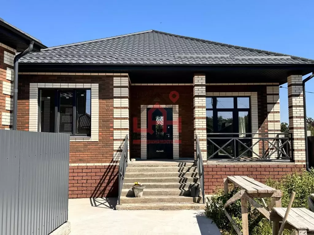 Дом в Ставропольский край, Ессентуки пер. Котовского, 44А (160 м) - Фото 1