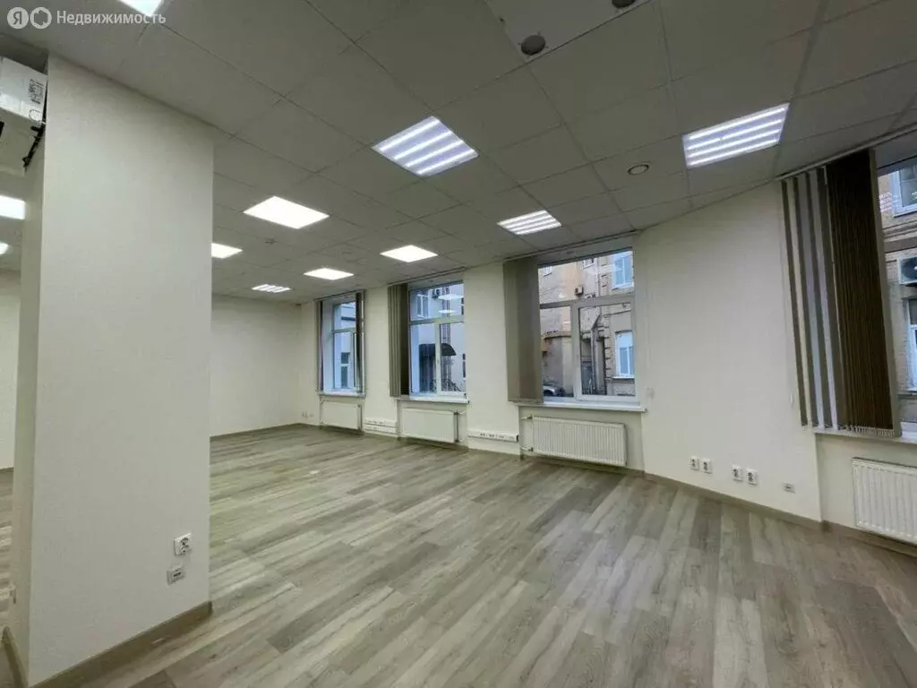 Офис (1040 м) - Фото 2