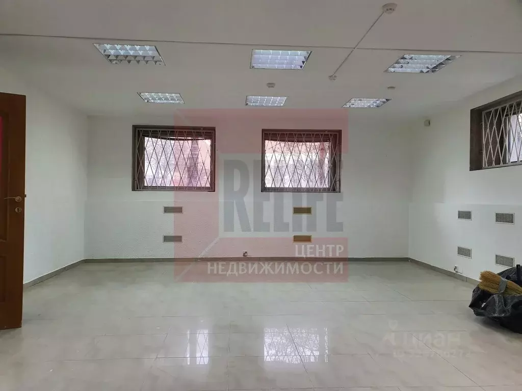 Помещение свободного назначения в Калининградская область, Калининград ... - Фото 0