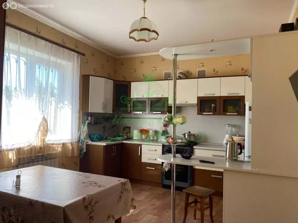 Дом в Крымск, Горная улица (342.5 м) - Фото 2