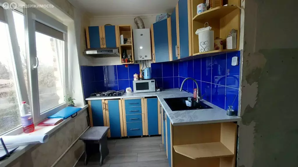 3-комнатная квартира: Ардон, Алагирская улица, 37 (53.2 м) - Фото 1