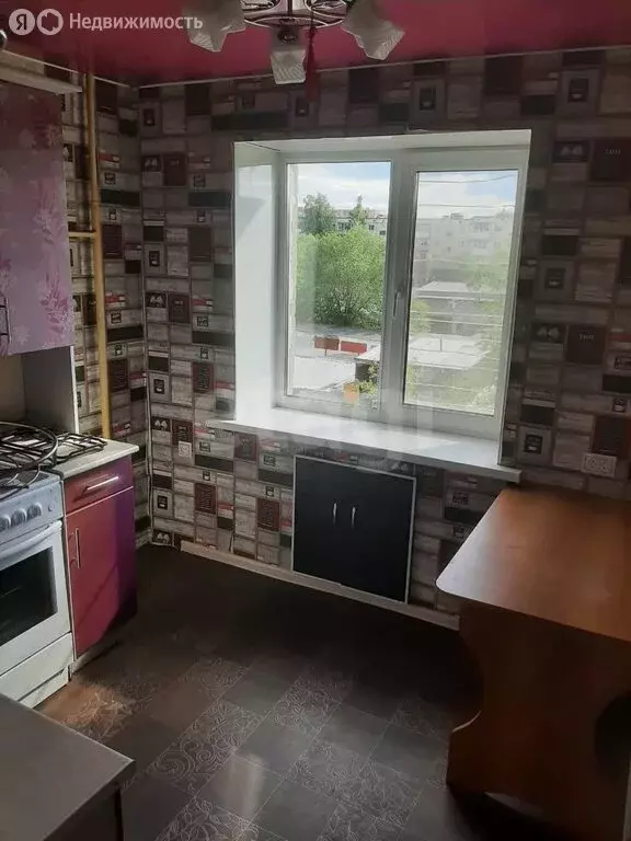 2-комнатная квартира: Курган, улица Ленина, 41 (42 м) - Фото 1