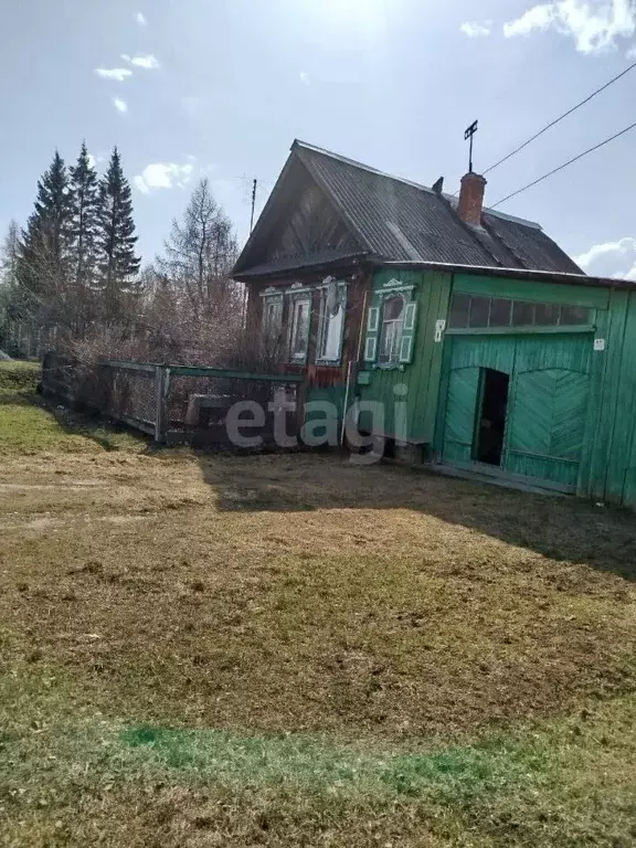 Дом в Свердловская область, Первоуральск городской округ, пос. ... - Фото 1