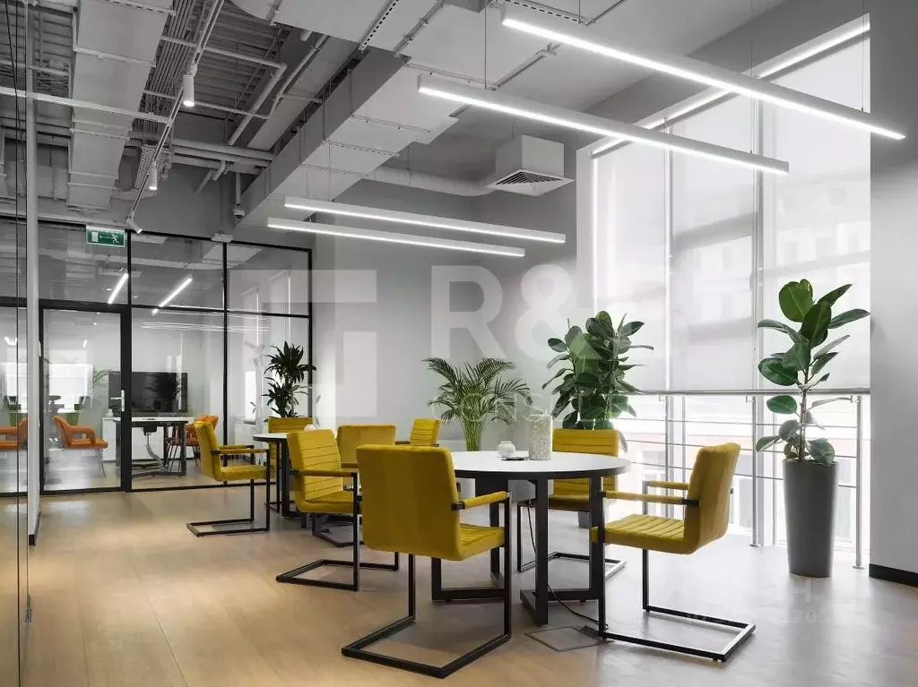 Офис в Москва ул. Арбат, 10 (306 м) - Фото 1