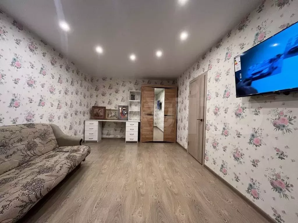 1-к. квартира, 40,4 м, 1/9 эт. - Фото 1