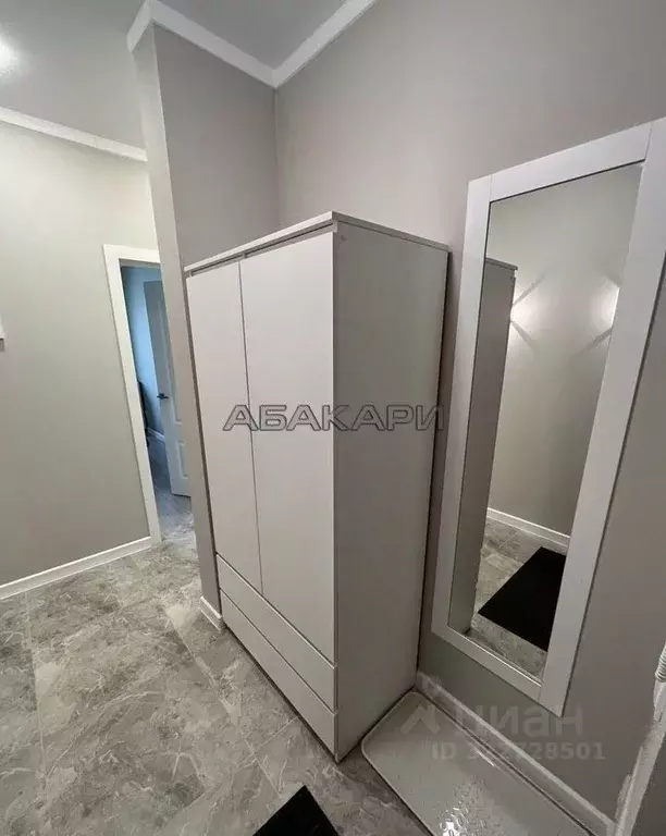 3-к кв. Красноярский край, Красноярск ул. 78-й Добровольческой ... - Фото 2