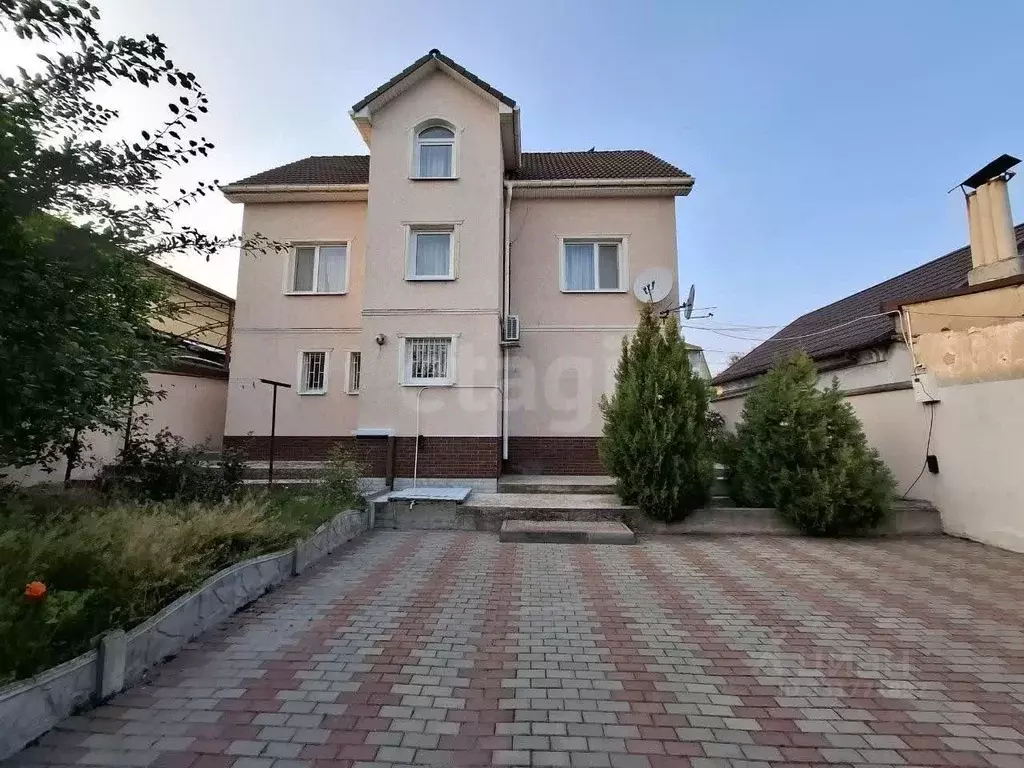 Дом в Крым, Симферополь ул. Панфиловцев (220 м) - Фото 2