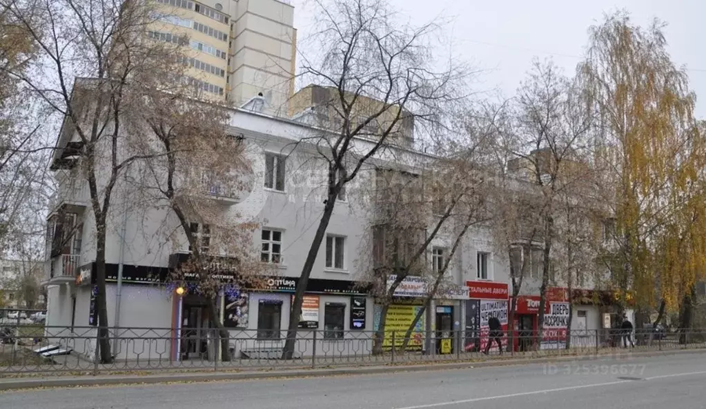 1-к кв. Свердловская область, Екатеринбург ул. Учителей, 4 (40.0 м) - Фото 1