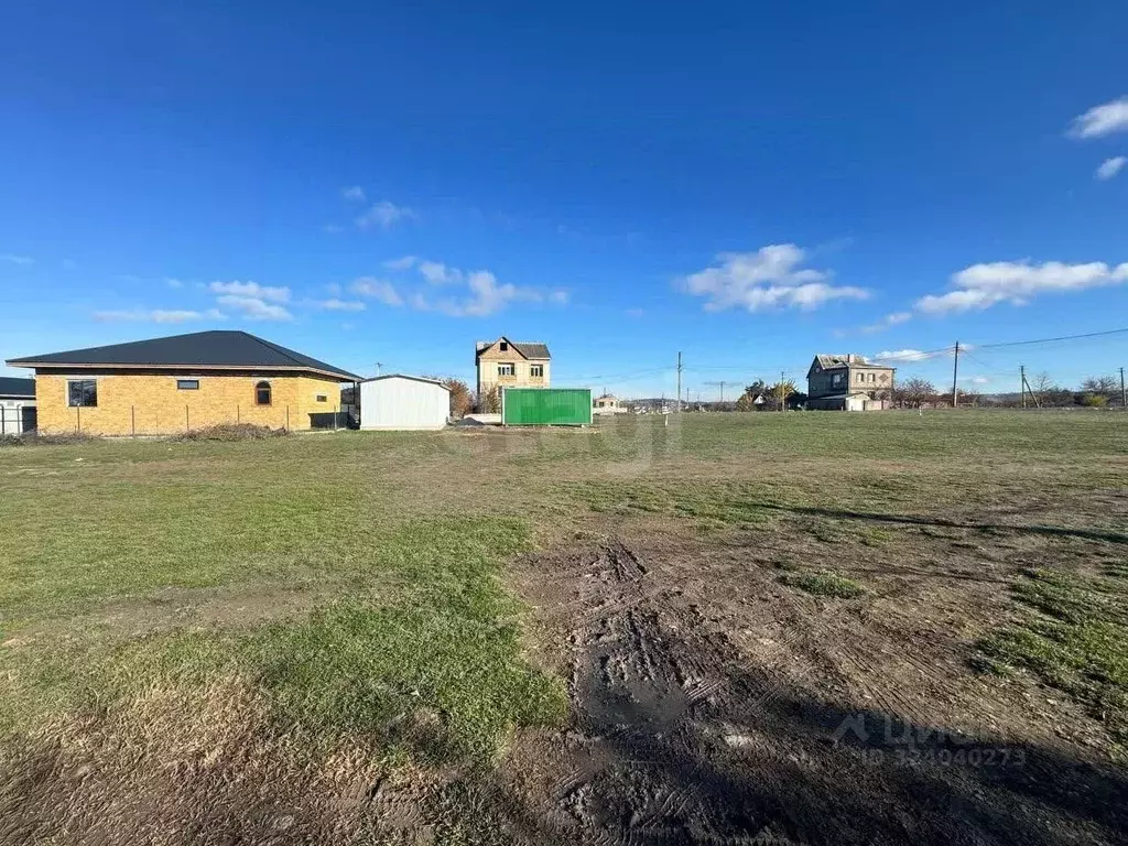 Участок в Крым, Симферопольский район, Чистенское с/пос, Родничок СПК  ... - Фото 1