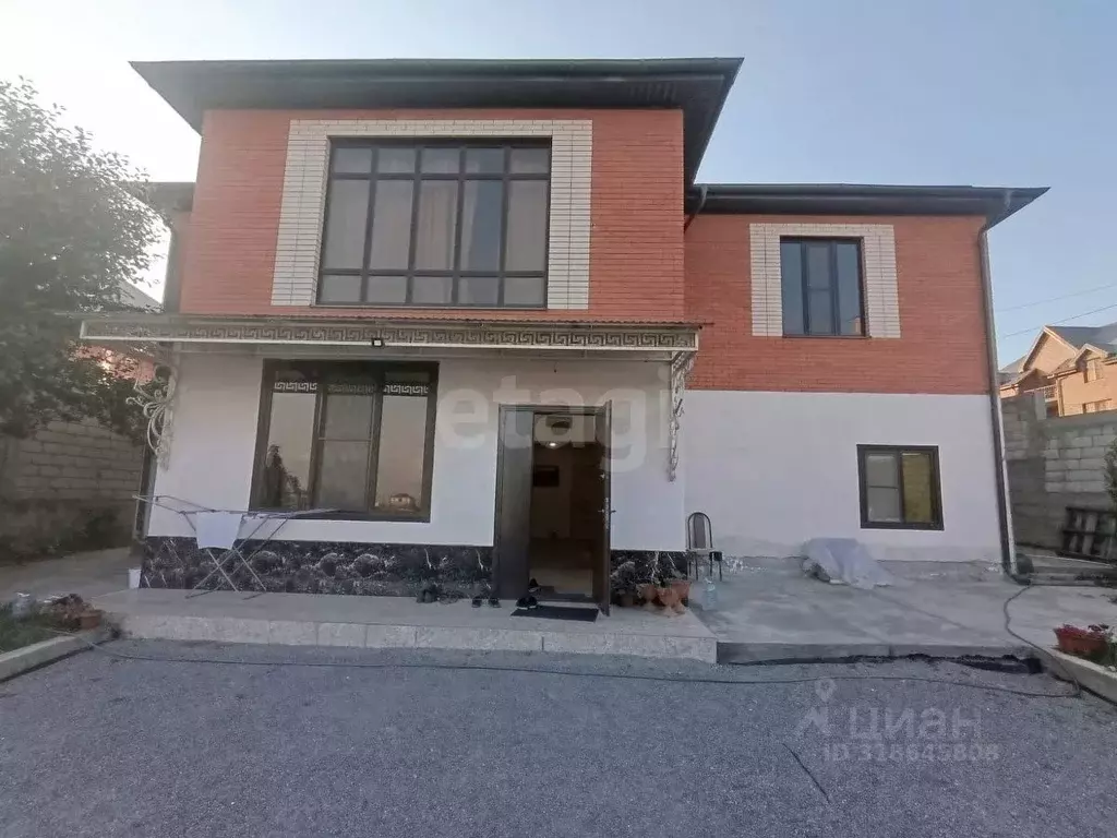 Дом в Ингушетия, Назрань ул. Ю. Лермонтова (170 м) - Фото 1