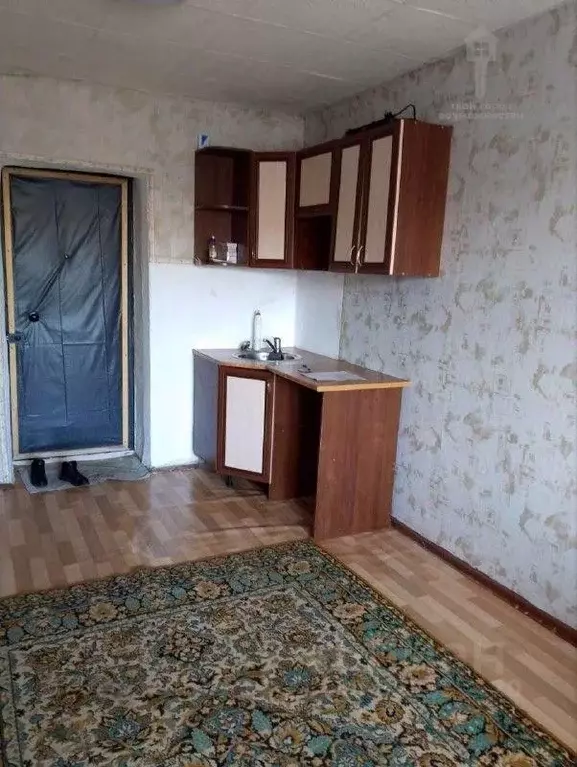 Комната Омская область, Омск Краснознаменная ул., 2А (18.5 м) - Фото 2