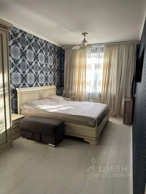 4-к кв. Ямало-Ненецкий АО, Ноябрьск ул. Владимира Высоцкого, 22 (101.0 ... - Фото 0