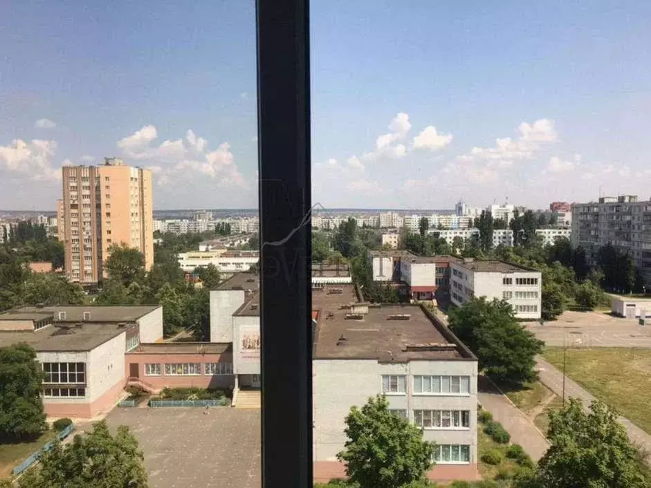 2-к кв. Белгородская область, Старый Оскол Жукова мкр, 47 (50.2 м) - Фото 0