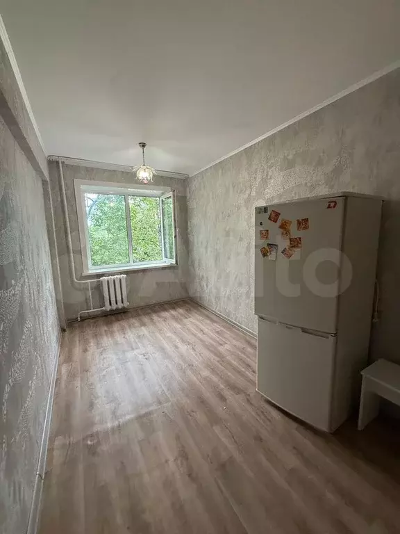 Комната 10,9 м в 6-к., 4/5 эт. - Фото 1