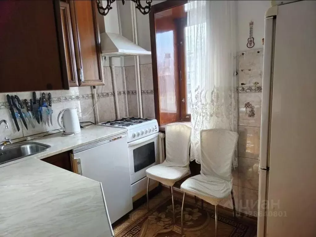 2-к кв. Иркутская область, Иркутск Байкальская ул., 99 (40.0 м) - Фото 1