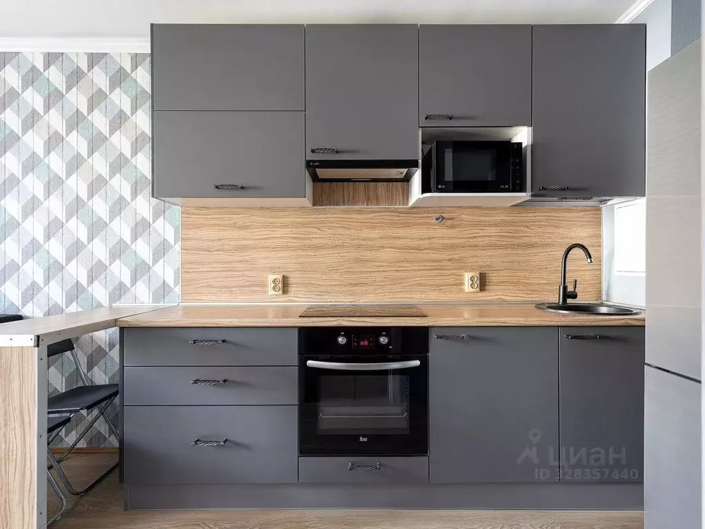 1-к кв. Ленинградская область, Мурино Всеволожский район, ул. Шоссе в ... - Фото 1