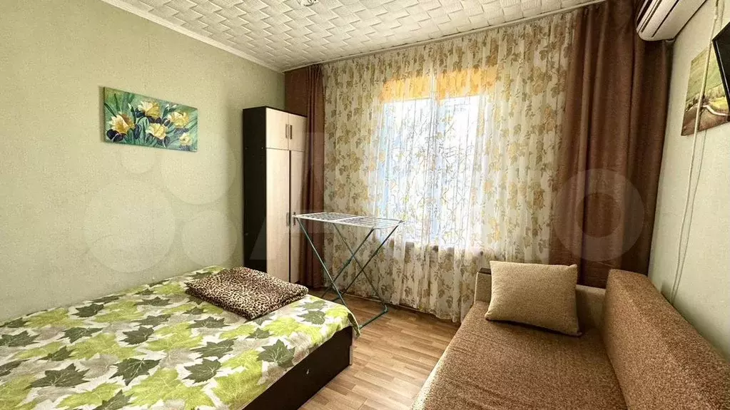 3-к. квартира, 60м, 1/1эт. - Фото 0