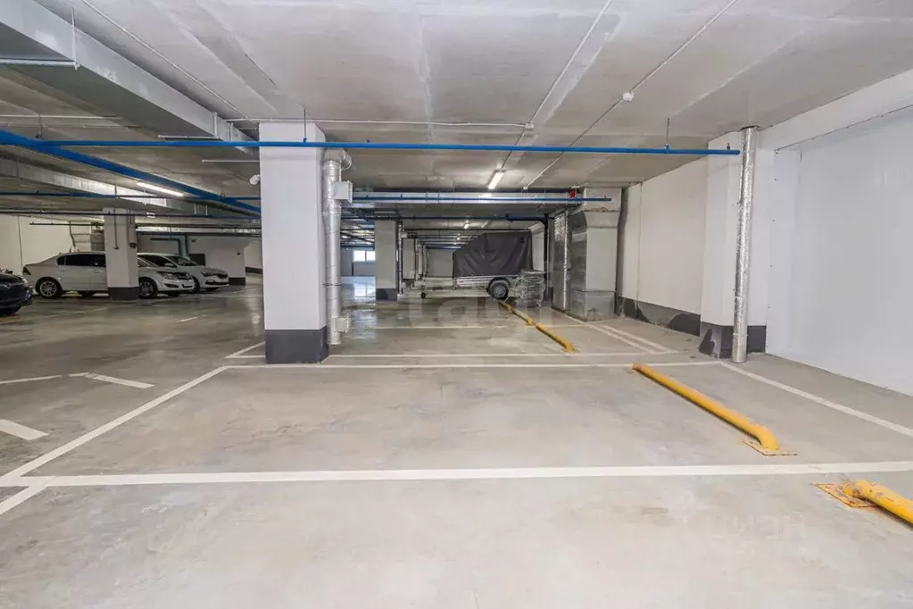 Гараж в Тюменская область, Тюмень ул. Алматинская, 2 (14 м) - Фото 1