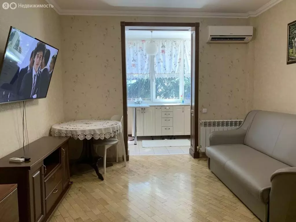 2-комнатная квартира: Ялта, улица Тренёва, 3 (43 м) - Фото 1