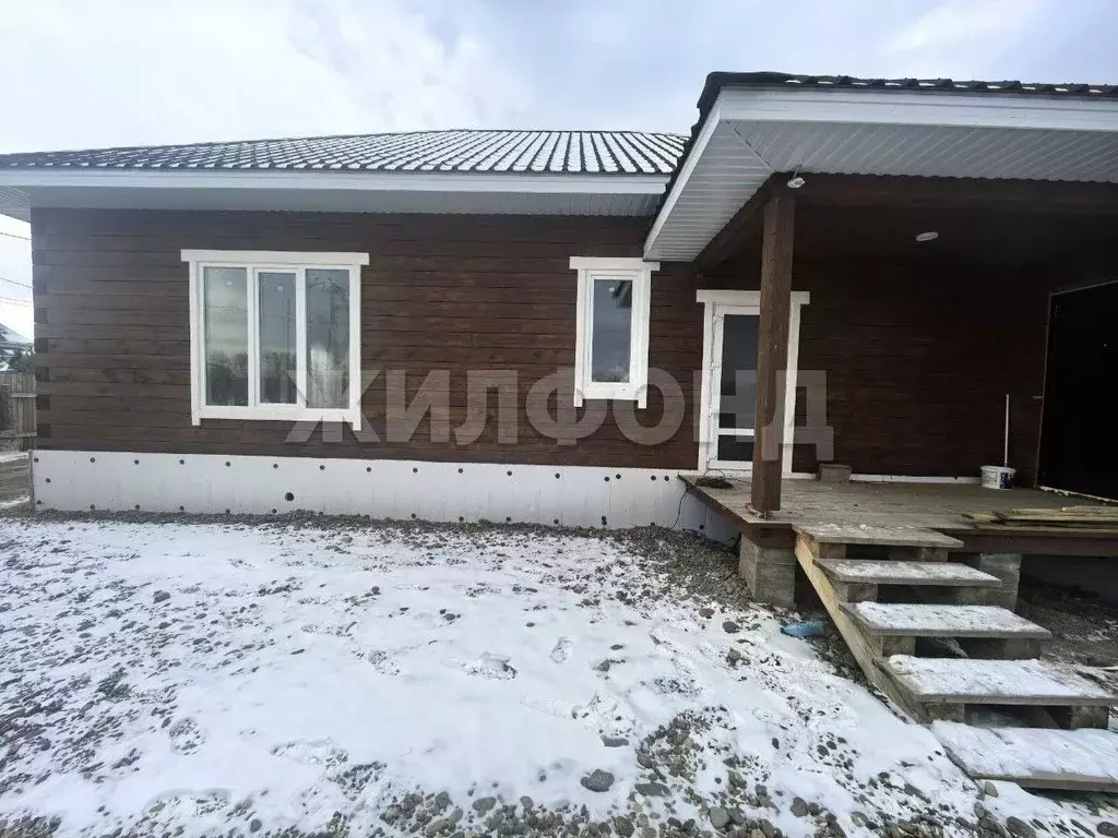 Дом в Хакасия, Абакан Первомайская пл. (120 м) - Фото 1