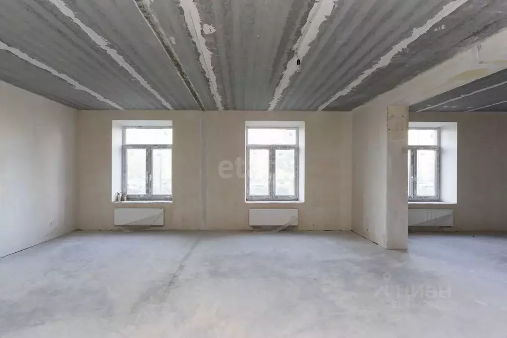 3-к кв. Тюменская область, Тюмень ул. Раушана Абдуллина, 7 (158.9 м) - Фото 1