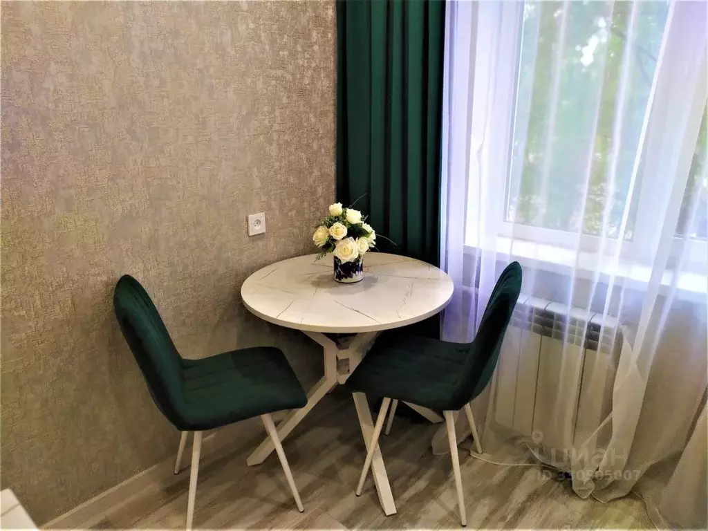 2-к кв. Коми, Сыктывкар Коммунистическая ул., 83 (44.0 м) - Фото 1