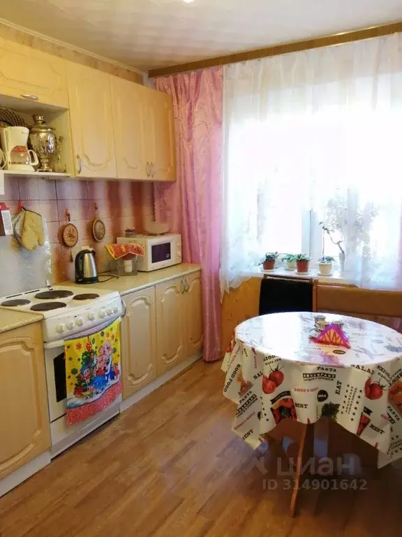 3-к кв. Калужская область, Калуга ул. Никитина, 133к2 (70.4 м) - Фото 0