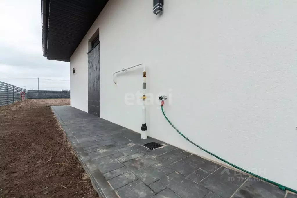 Дом в Калининградская область, Гурьевский муниципальный округ, пос. ... - Фото 1