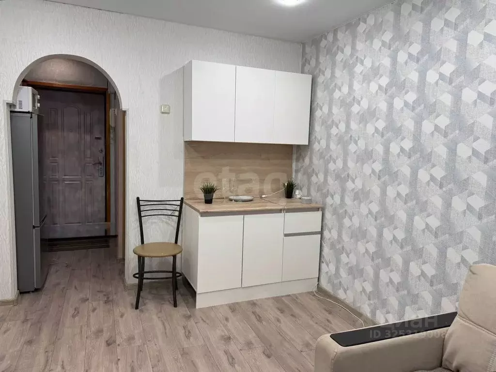 Студия Смоленская область, Смоленск ул. Маршала Соколовского, 16 (16.8 ... - Фото 1