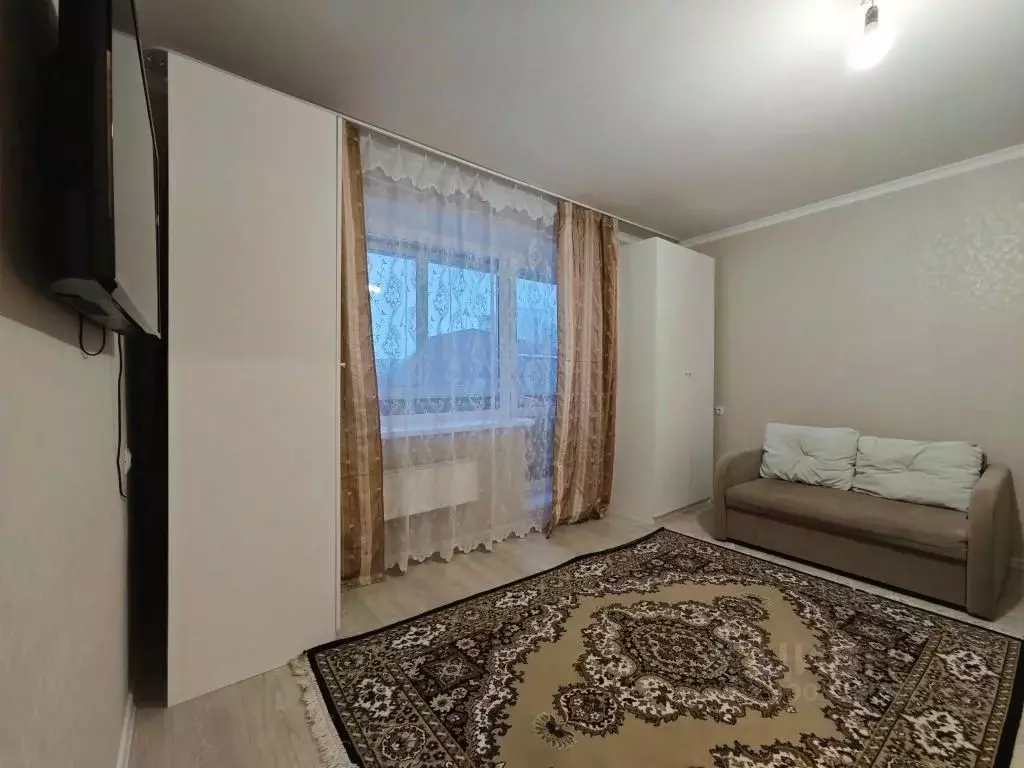 1-к кв. Тюменская область, Тобольск 9-й мкр, 20А (35.0 м) - Фото 1