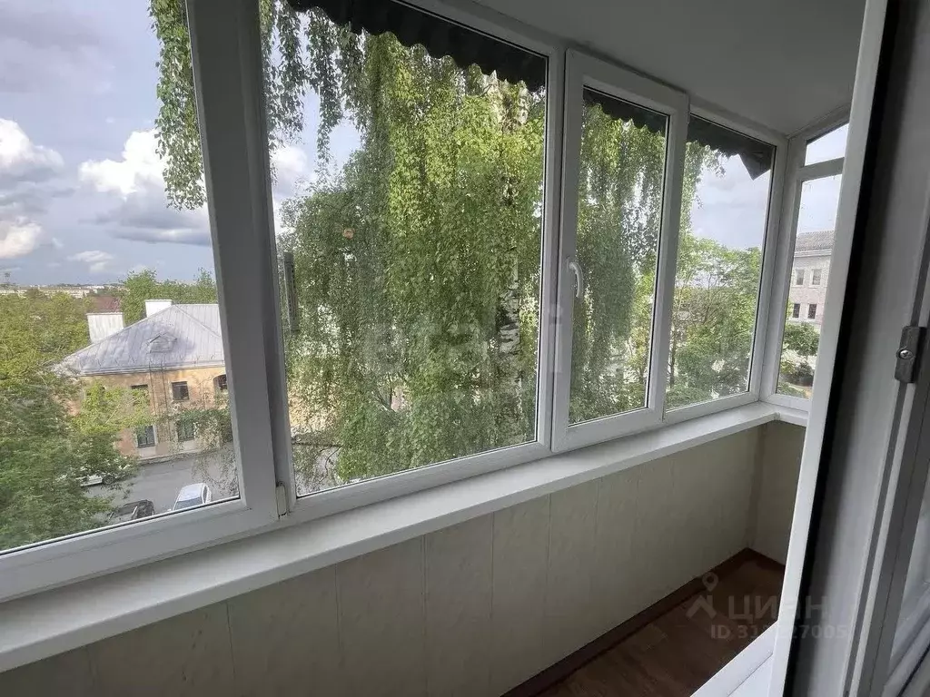 2-к кв. Псковская область, Псков Красноармейская ул., 11 (45.0 м) - Фото 0