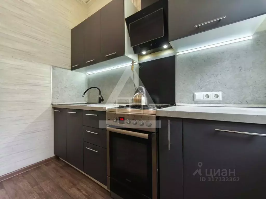 3-к кв. Челябинская область, Челябинск Береговая ул., 32А (70.0 м) - Фото 0