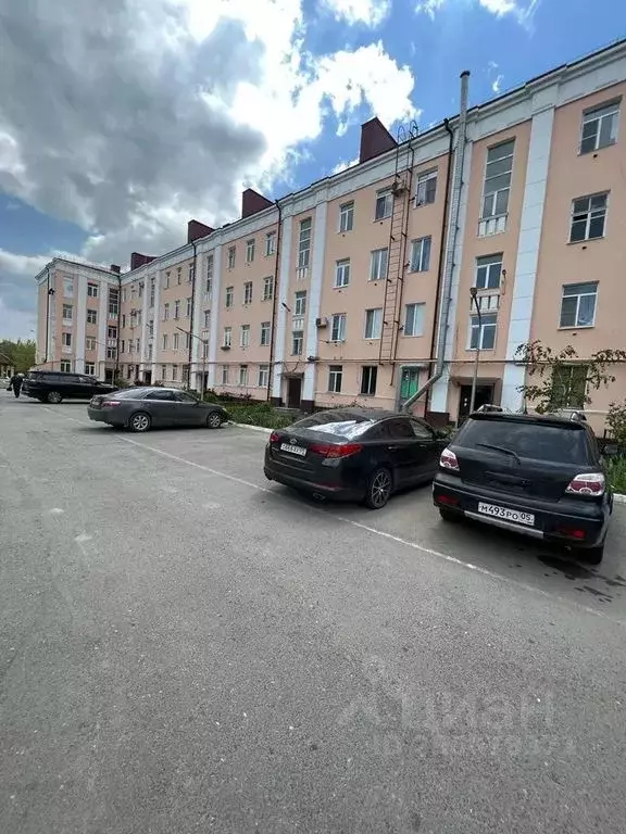 2-к кв. Дагестан, Каспийск Советская ул., 21 (52.0 м) - Фото 0
