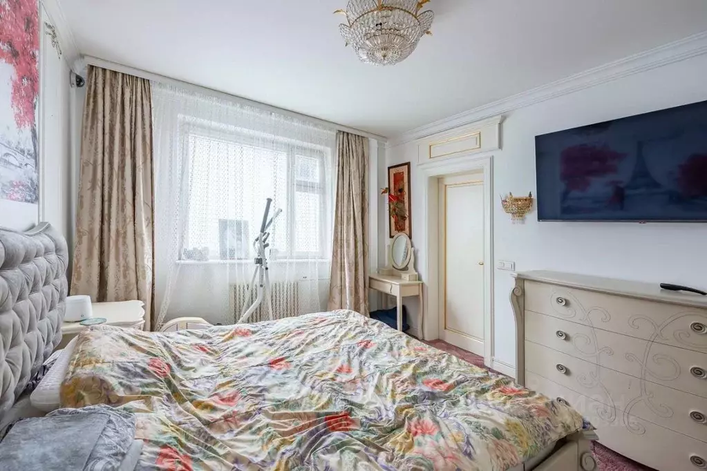 4-к кв. Москва Никулинская ул., 27К2 (130.0 м) - Фото 2