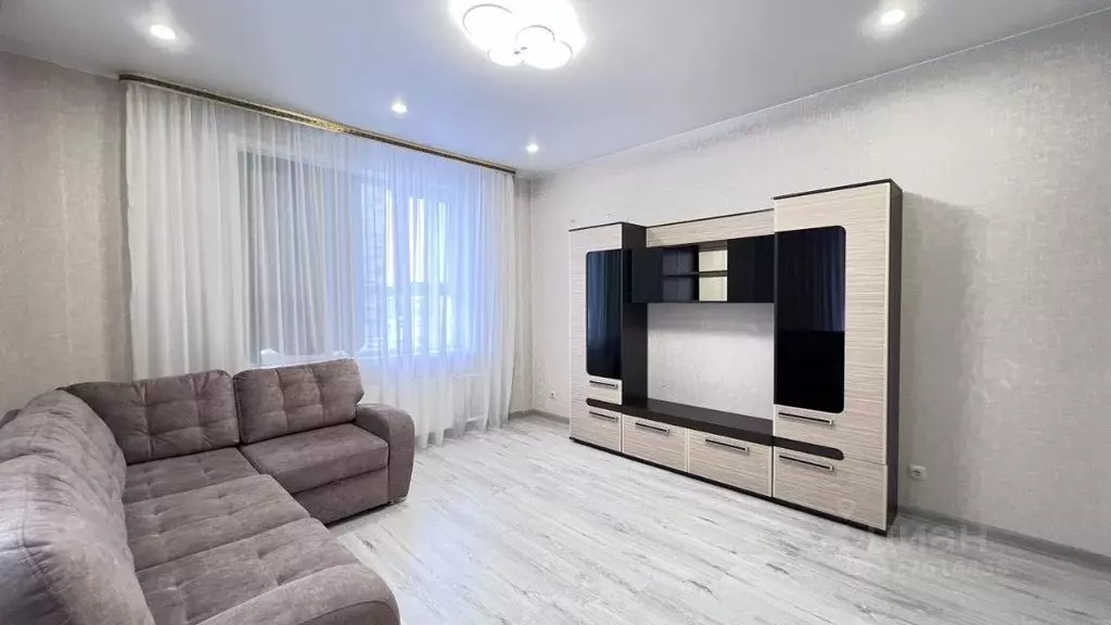 1-к кв. Новосибирская область, Новосибирск ул. Коминтерна, 118 (38.9 ... - Фото 1