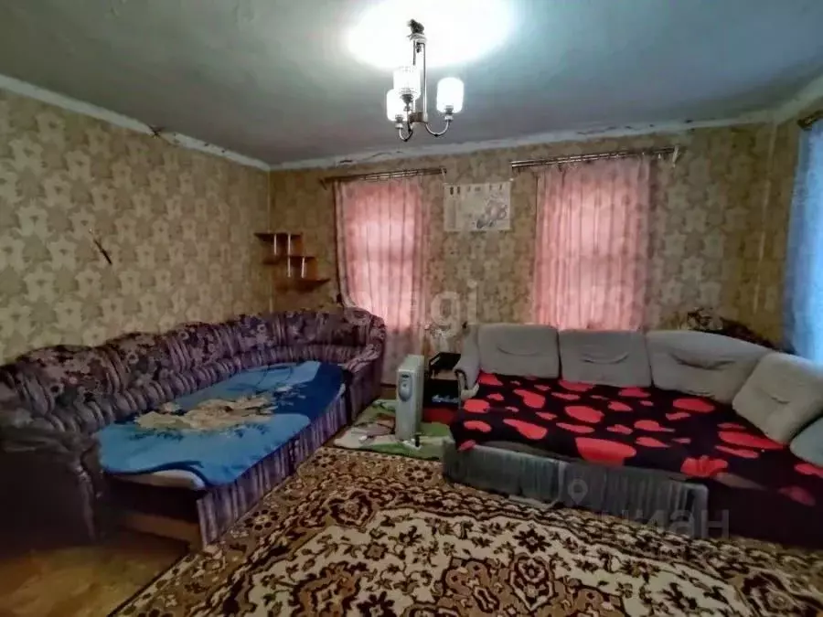 Дом в Саратовская область, Балашов Республиканская ул., 1 (96 м) - Фото 1