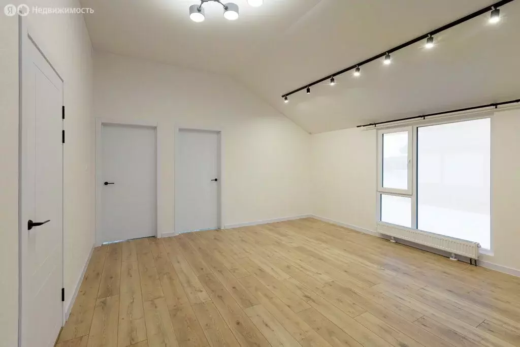 Дом в село Завьялово, Гольянская улица, 97 (75 м) - Фото 1