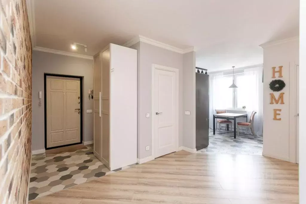 2-к кв. Калининградская область, Калининград Красносельская ул., 82к2 ... - Фото 1