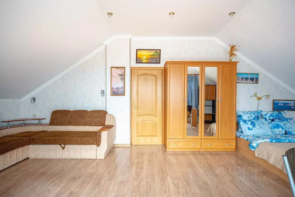 1-к кв. Крым, Ялта ул. Имени Умера Акмоллы Адаманова, 19 (45.0 м) - Фото 1